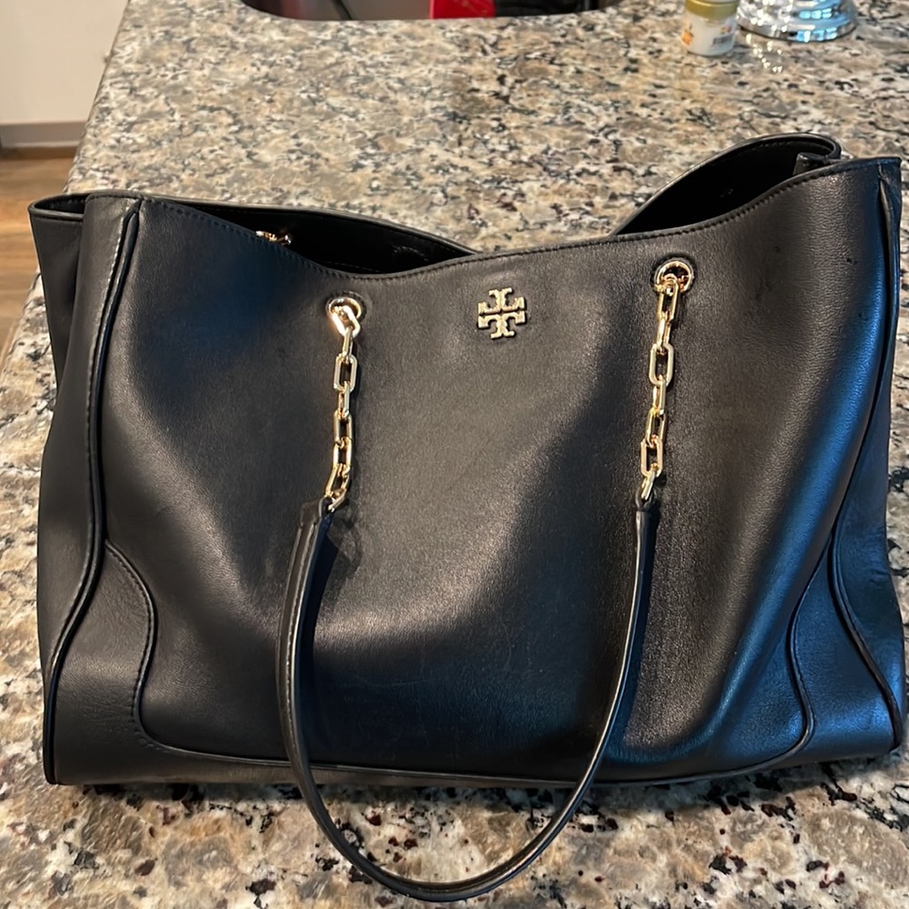 ✨Tory Burch Carter Tote